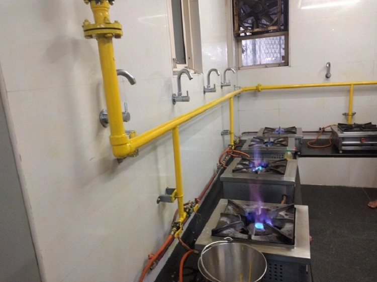 Jasa pemasangan pipa gas dapur Jogja, Sumber: ganpatigasservice.co.in