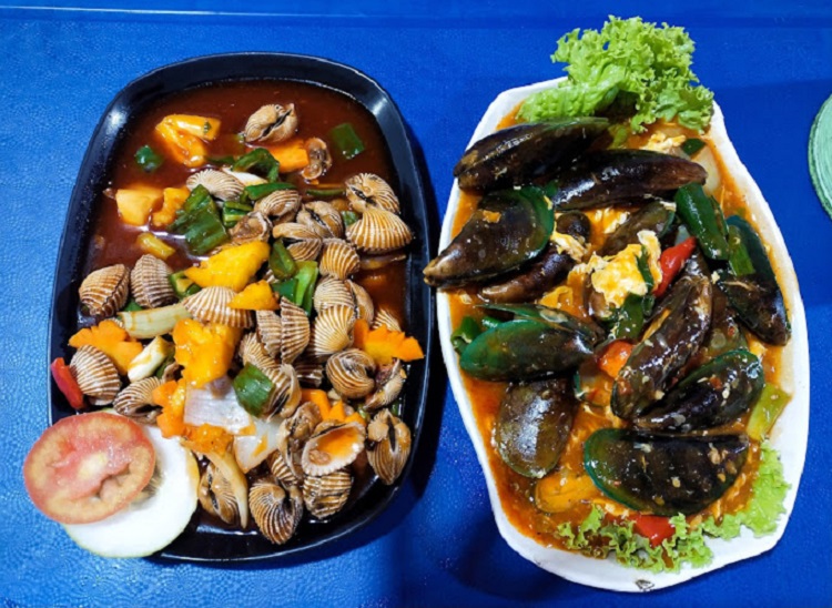 Olahan menu seafood warung pak Purwanto yang menggugah selera, Sumber: ulasan Google