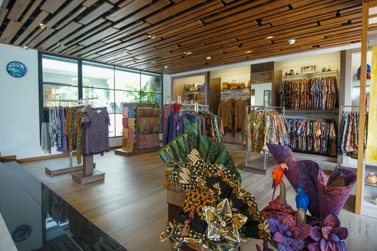 Toko batik Jogja, Sumber: flokq.com