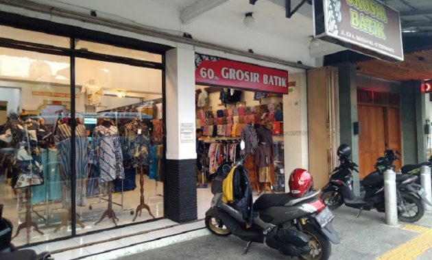 Produk dengan harga terjangkau dari Grosir Batik Jogja, Sumber: ulasan google maps
