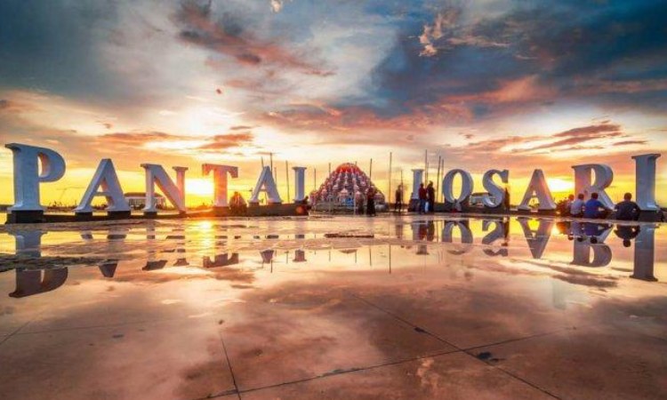 WIsata di Makassar, Sumber: tribunnews.com