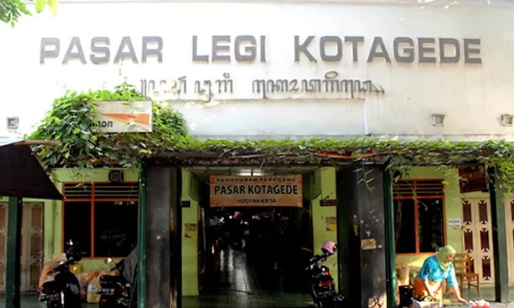 Belanja takjil di Pasar Kotagede, Sumber: promediateknologi.id