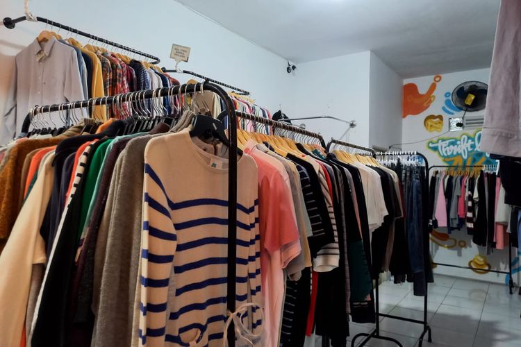 Lestari Thrift Shop, Sumber: kompas.com