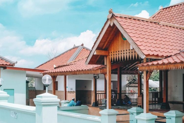 Masjid Mlangi, Sumber: kompas.com