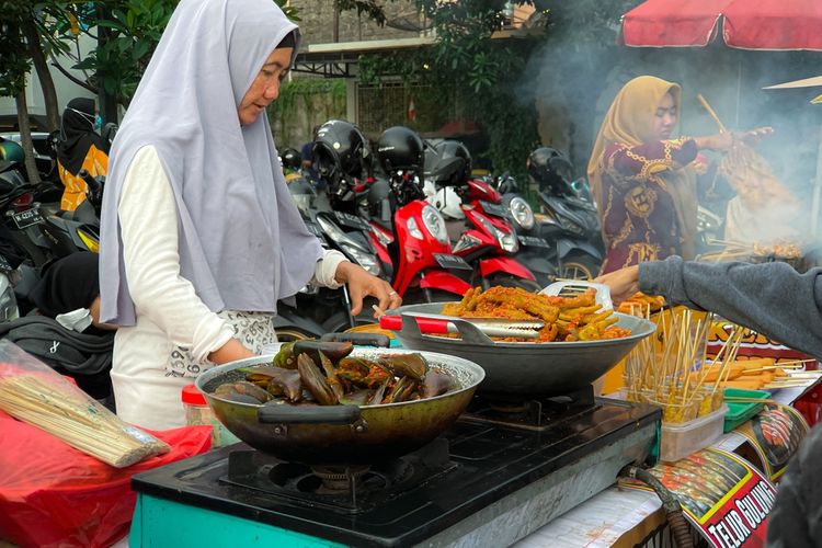 Pasar Ramadhan Kampung Langenastran, Sumber: kompas.com