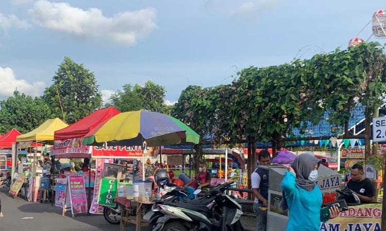 Pasar Ramadhan Maguwoharjo, Sumber: kompasiana.com