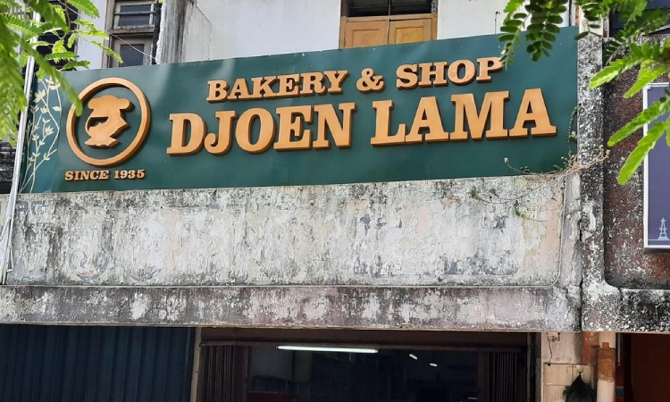 Bakery and Shop Djoen Lama, Sumber: detik.com