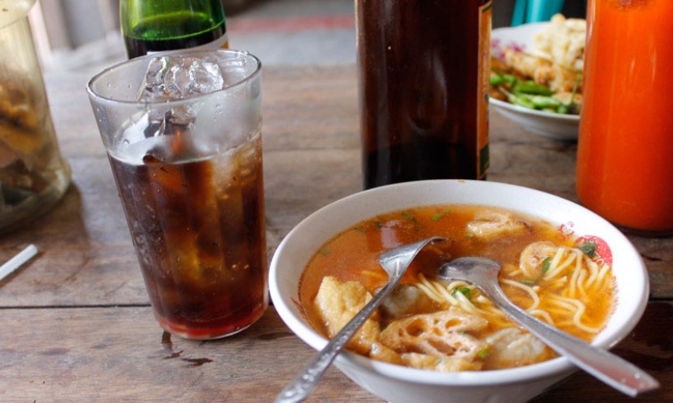 Keunikan menu di Warung Bakso Sido Semi, Sumber: kotajogja.com