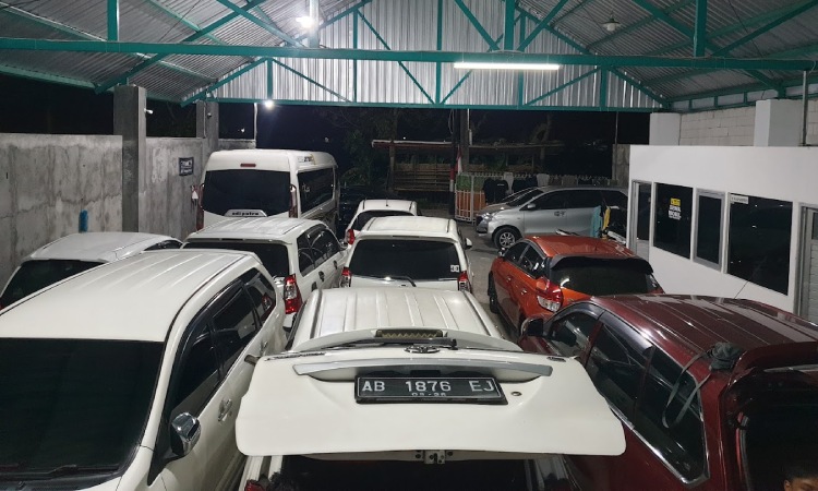 Sewa mobil di EssaTransport, Sumber: google pics