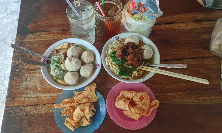 BASKOT (Bakso Batas Kota), Sumber: horego.com