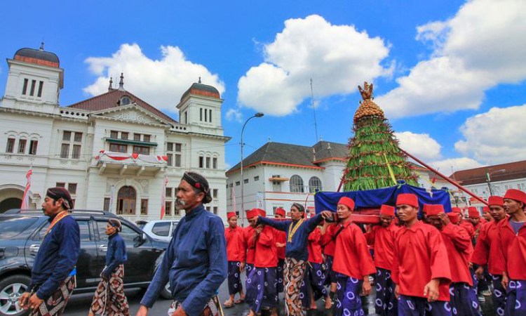 Sejarah Grebeg Besar, Sumber: kompas.com