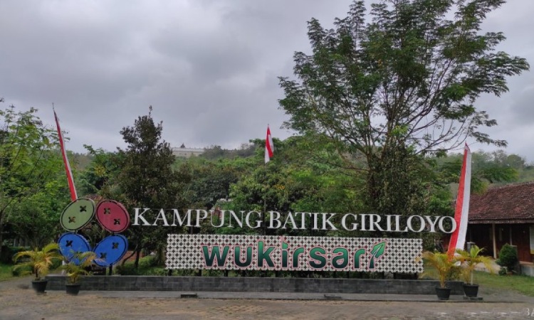 Kampung Batik Giriloyo, Sumber: batiktulisgiriloyo.com