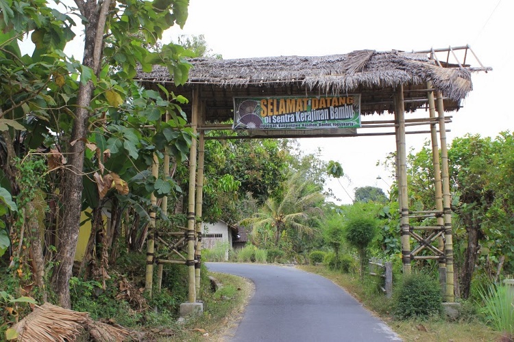 Desa wisata Jipangan yang merupakan sentra kerajinan kipas, Sumber: visitingjogja.jogjaprov.go.id