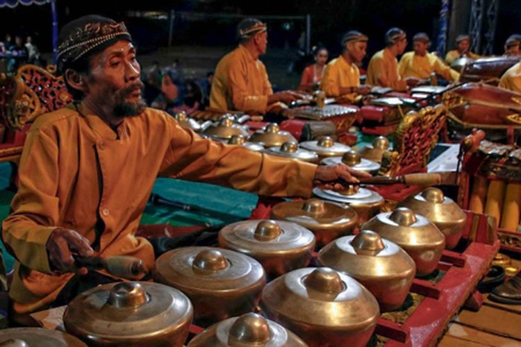 Seni Karawitan musik tradisional khas Tanah Jawa, Sumber: yogyakarta.kompas.com