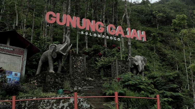 Destinasi wisata Tebing Gunung Gajah, Sumber: kompasiana.com