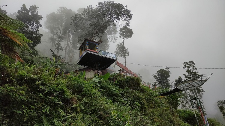 Gunung Gajah yang asri dan sejuk, Sumber: antarejatour.com