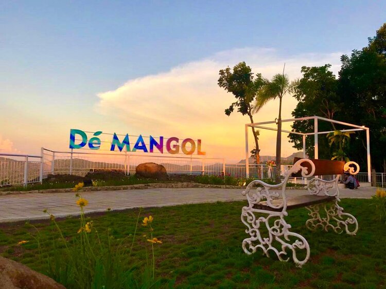 Menikmati syahdunya Jogja dari De Mangol View, Sumber: goersapp.com