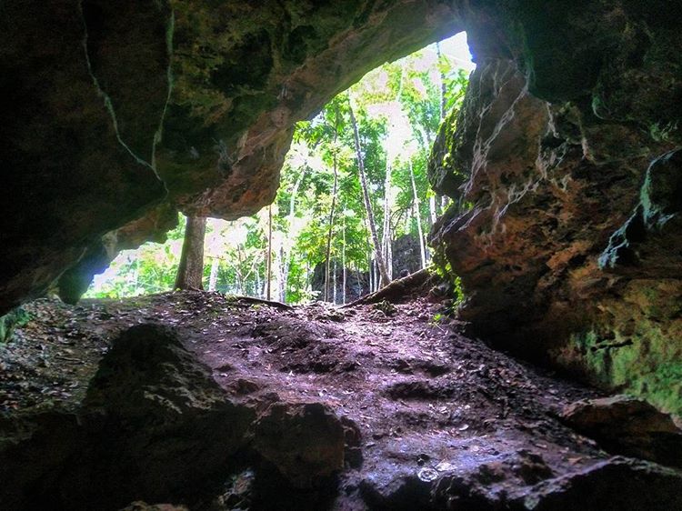 Menyusuri Goa Gelatik di Gunungkidul, Sumber: jogjacar.com