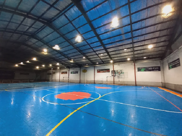 Planet Futsal dengan fasilitas lengkap, Sumber: ulasan google