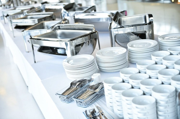 Peralatan catering untuk berbagai acara, Sumber: curatedevents.com