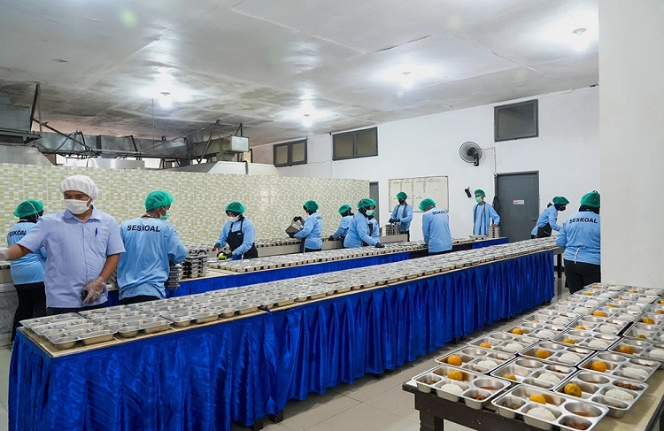 Potret dapur makanan bergizi gratis, Sumber: dprd-dkijakartaprov.go.id