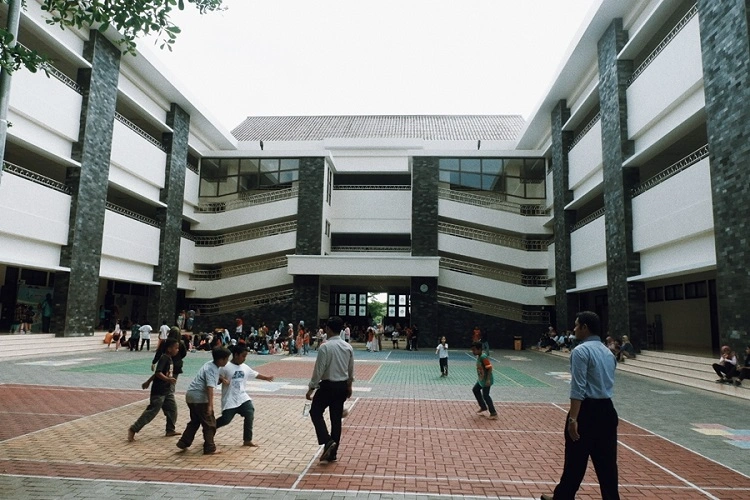 Budi Mulia Dua International School (BMIS), Sumber: honeyvha.com