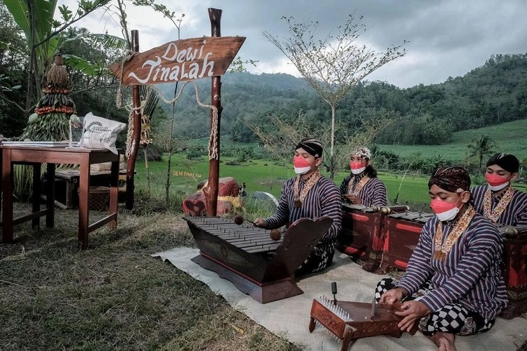 Desa wisata yang kental dengan budayanya, Sumber: travel.kompas.com