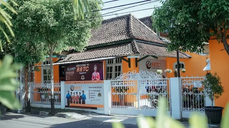 Sekolah Pramugari AATC AVIATION, Sumber: ulasan google