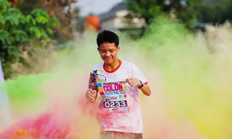 Keseruan Pramabanan Color Run Festival, Sumber: instagram.com