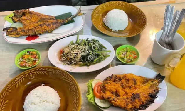 Ikan Laut Bakar Mas Aye, Sumber: google review