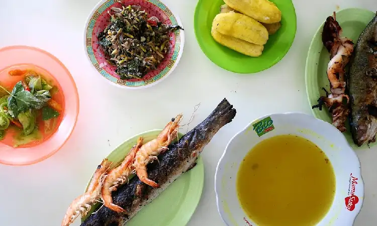 Warung Makan Rasa Sayange, Sumber: googleusercontent.com