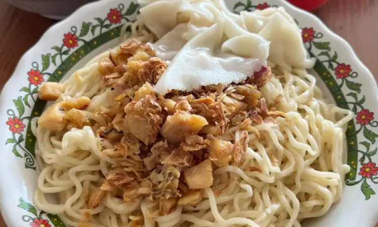 Yammie Pathuk Kemetiran, Sumber: instagram.com