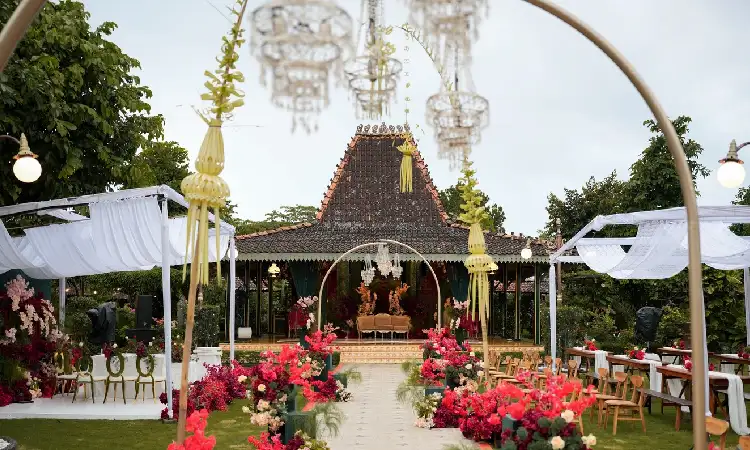 Pendhopo Ayem Tentrem, Sumber: facebook.com