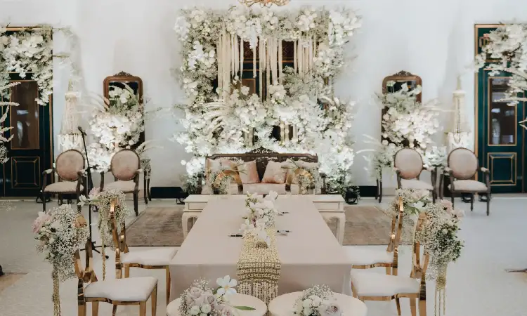 Royal Ambarrukmo Yogyakarta, Sumber: ambarrukmo.com