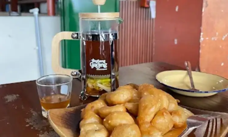 Waroeng Gading, Sumber: google review