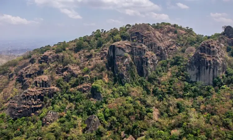 Gunung Api Purba Nglanggeran, Sumber: jogjaprov.go.id