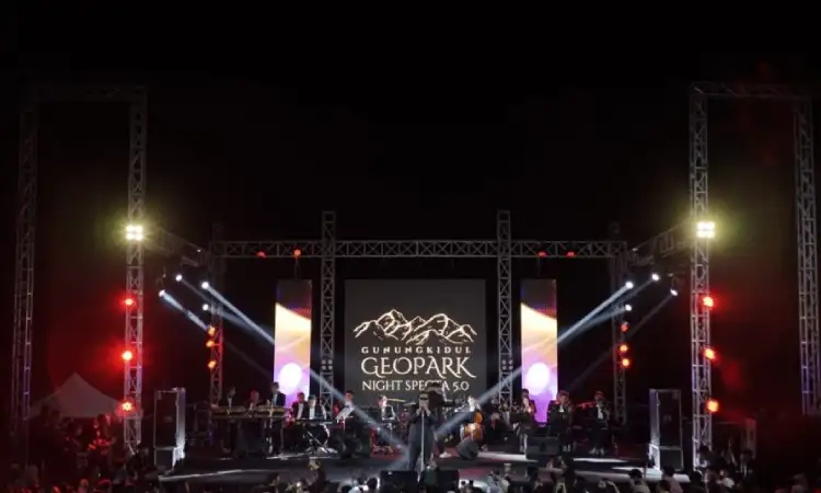 Acara Geopark Night Specta, Sumber: gunungkidulkab.go.id