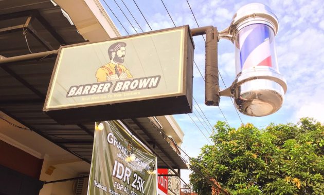 Barber Brown, Langganan Pemain Sepak Bola