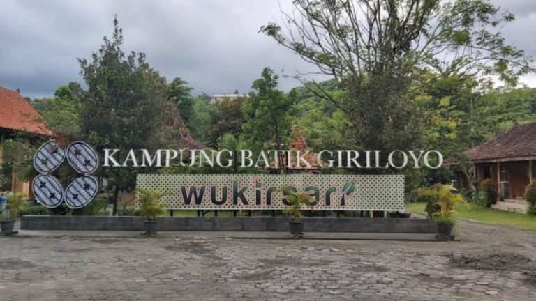 Kampung Batik Giriloyo